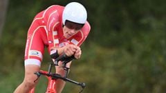 El ciclista dan&eacute;s Johan Price Pejtersen compite durante la prueba contrarreloj sub-23 de los Mundiales de Ciclismo en Ruta de Flandes 2021 entre Knokke-Heist y Brujas.