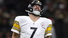 NEW ORLEANS, LOUISIANA - DECEMBER 23: Ben Roethlisberger #7 of the Pittsburgh Steelers reacts after a missed throw against the New Orleans Sainst during the second half at the Mercedes-Benz Superdome on December 23, 2018 in New Orleans, Louisiana.   Chris Graythen/Getty Images/AFP == FOR NEWSPAPERS, INTERNET, TELCOS &amp; TELEVISION USE ONLY ==