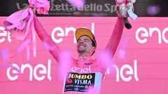 Monti Lussari (Italy), 27/05/2023.- Slovenian rider Primoz Roglic of team Jumbo Visma team wearing the overall leader's pink jersey celebrates on the podium after the 20th stage of the 2023 Giro d'Italia cycling race, an individual time trial (ITT) over 18,6 km from Tarvisio to Monte Lussari, Italy, 27 May 2023. (Ciclismo, Italia, Eslovenia) EFE/EPA/LUCA ZENNARO
