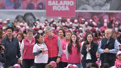 Entregan más de 5 mil tarjetas del Salario Rosa en el Estado de México 