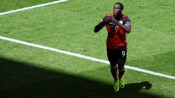 Lukaku hushes critics to haul Belgium into second