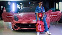 El nivel de ser influencer en Dubai es: comprarte un Ferrari y customizarlo de Louis Vuitton