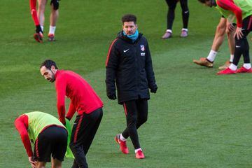 Diego Simeone during today's training session at the Wanda Metropolitano.