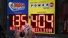 El premio mayor de Mega Millions es de 1.35 billones de dólares. Te compartimos los resultados, números que cayeron y premios de este 13 de enero.