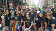 Adam Silver durante el desfile del Orgullo Gay en Nueva York.