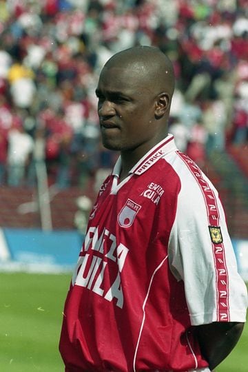 En el año 2004 fue asesinado el hermano de Léider Preciado, goleador de Santa Fe. El delantero decidió jugar unos días después ante Millonarios y marcó gol.