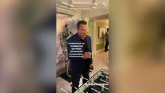 La paliza de Schwarzenegger al nuevo Terminator jugando al futbolín que revienta Instagram