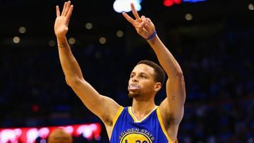 Stephen Curry, base de Golden State Warriors, celebra la victoria que fuerza el s&eacute;ptimo partido de la final del Oeste.