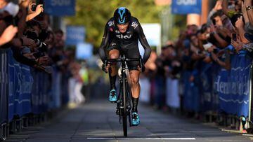 Three-time Tour de France winner, Britain&#039;s Chris Froome of Team Sky, takes part in the prologue of the Herald Sun Tour cycling event in Melbourne on February 1, 2017. / AFP / Mal Fairclough / --IMAGE RESTRICTED TO EDITORIAL USE - STRICTLY NO COMMERCIAL USE--        (Photo credit should read MAL FAIRCLOUGH/AFP/Getty Images)