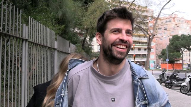 Piqué, protagonista en la nueva canción de Shakira: “Tú saliendo a buscar comida fuera”