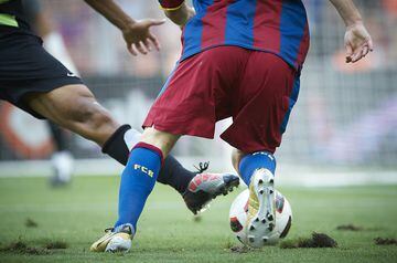 11 de septiembre de 2010.
Detalle del mal estado del césped en el Barcelona-Hércules de la temporada 2010/11