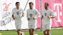 Kane, Goretzka y Minjae Kim en un entrenamiento del Bayern.