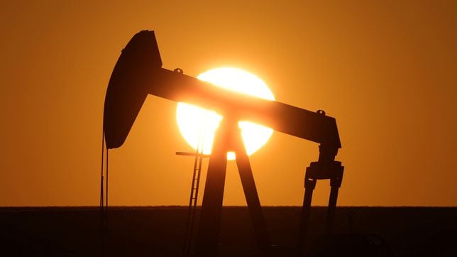 Prices of a barrel of Brent and Texas oil today, March 12: What is its price and how much is it trading?