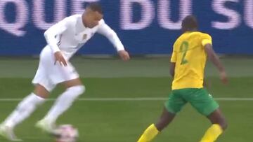 Mbappé modo Ronaldo Nazario contra Sudáfrica