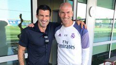 Figo y Zidane, durante la visita del portugu&eacute;s a la Ciudad Deportiva del Real Madrid.