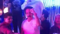 Omar Fayad, gobernador de Hidalgo, baila y canta al estilo de Freddie Mercury