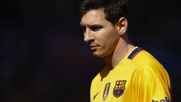 Messi to undergo non-invasive surgery on Tuesday