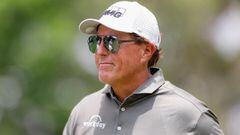 Mickelson backtracks on Saudi Super Golf League comments