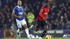 Brought into the Manchester United team in recent games, teenage youth product Kobbie Mainoo has drawn comparisons with World Cup winner N’Golo Kanté.