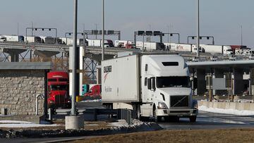 Florida es unos de los estados con mayor nivel de empleo para los conductores de camiones. Descubre cuánto gana un trailero por hora.