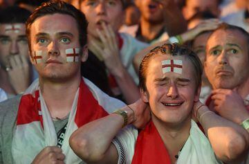 ARA777. London (United Kingdom), 11/07/2018.- England fans react to Croatia winning the FIFA World Cup 2018 semi final between England and Croatia at a public viewing in London, Britain, 11 July 2018. (Croacia, Mundial de Fútbol, Londres, Inglaterra) EFE/