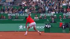 El descontrolado enojo de Djokovic que sufrió su raqueta