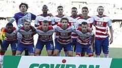 Ochoa es titular con el Granada: Sigue el partido en directo