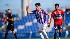 MURCIA, SPAIN - DECEMBER 10: Kike Perez of Real Valladolid in action during the friendly match between Real Valladolid and Lille at Pinatar Arena on December 10, 2022 in Murcia, Spain. (Photo by Silvestre Szpylma/Quality Sport Images/Getty Images)