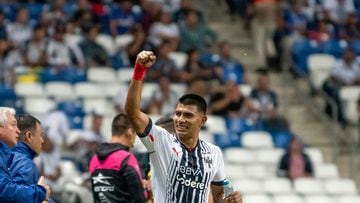 Monterrey leapfrogged América at the top of the Apertura standings on Friday, Jesús Gallardo’s late goal earning the visitors victory in Ciudad de Juárez.