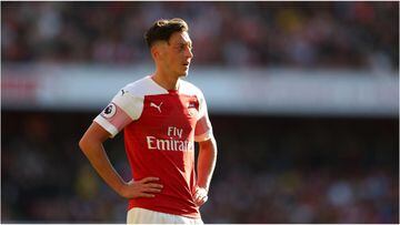 Arsenal: Emery not thinking about Özil speculation