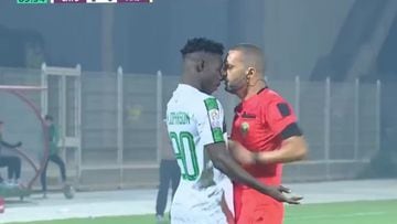 La furiosa reacción de un árbitro en Marruecos que dará la vuelta al mundo: te sorprenderá