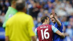 Leicester City v West Ham United: Jamie Vardy reacts to being shown a red card after receiving a second yellow for simulation.