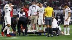 Hirving Lozano to miss rest of Gold Cup after serious head injury