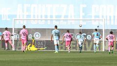 Joselu anota de penalti el tanto del empate ante el Celta en el minuto 98'.