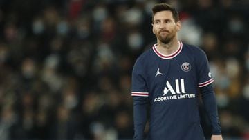 Lionel Messi: Argentina captain to start for Paris St-Germain for first  time since suspension - BBC Sport