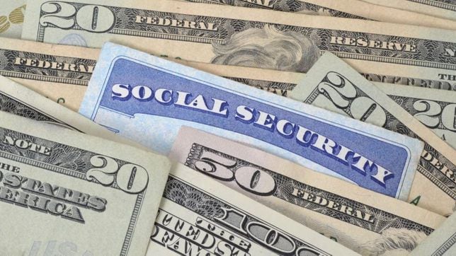 What is the maximum Social Security retirement benefit I can get?