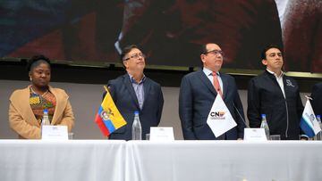 Gustavo Petro y Francia Márquez recibieron las credenciales de Presidente y Vicepresidenta de Colombia para el periodo 2022-2026.