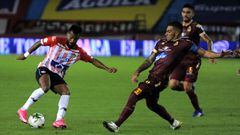 Junior y Deportes Tolima en un partido de la Liga BetPlay 2020