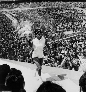 Primera mujer en encender el pebetero olímpico en México 68