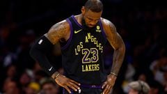 It’s intercity showdown tonight as the Clippers and Lakers go head to head from Los Angeles, but LeBron James will not available for Darvin Ham’s team.