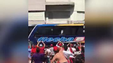 The moment the Boca Juniors bus was attacked