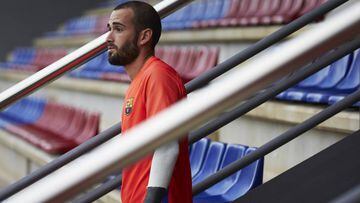 Vidal nears Camp Nou exit after being left out of Barça squad