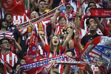 Atlético fans making the noise.