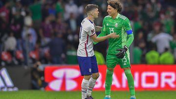  (L-R), Christian Pulisic of USA and Guillermo Ochoa of Mexico during the game Mexico vs United States (USA), corresponding to CONCACAF World Cup Qualifiers road to the FIFA World Cup Qatar 2022, at Azteca Stadium, on March 24, 2021.
<br><br>
(I-D), Christian Pulisic de USA y Guillermo Ochoa de Mexico durante el partido Mexico (Seleccion Mexicana) vs Estados Unidos (USA), correspondiente a la Clasificacion Mundial de la CONCACAF camino a la Copa Mundial de la FIFA Qatar 2022, en el Estadio Azteca, el 24 de Marzo de 2021.