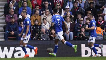 Everton's Conor Coady (left) celebrates scoring their side's first goal of the game during the Premier League match at St. Mary's Stadium, Southampton. Picture date: Saturday October 1, 2022. (Photo by Andrew Matthews/PA Images via Getty Images)