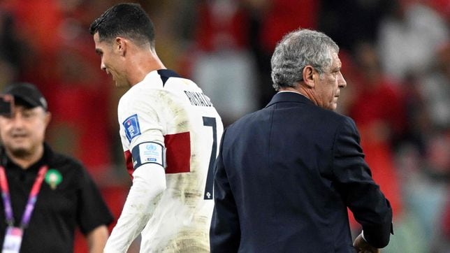 Photo of Santos on Ronaldo: I don’t regret starting him on the bench