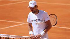 El tenista serbio Novak Djokovic, durante un entrenamiento previo al Masters 1.000 de Montecarlo.
