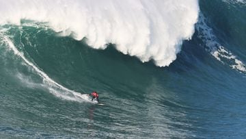 El argentino que surfea las olas más grandes del mundo: su historia