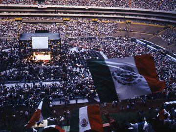 La l&iacute;nea del tiempo que compone al Estadio Azteca
