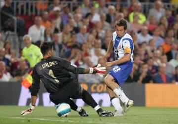 Tamudazo, 7 junio 2007, Barcelona-Espanyol: mete dos goles en el Camp Nou que dejan al Barça sin el título de Liga. 